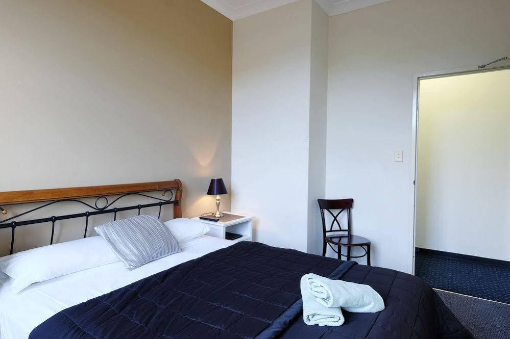 Bayview Hotel Woy Woy Extérieur photo